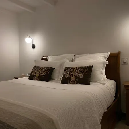 Apartment Avec Piscine Privee Dans Pour 6 Personnes