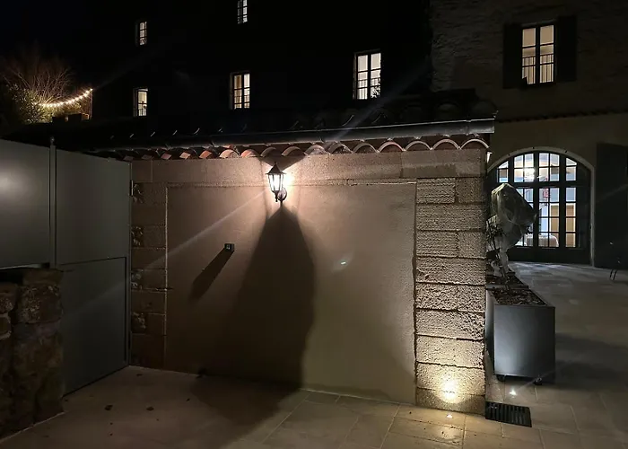 Appartement Avec Piscine Privee Dans Pour 6 Personnes
